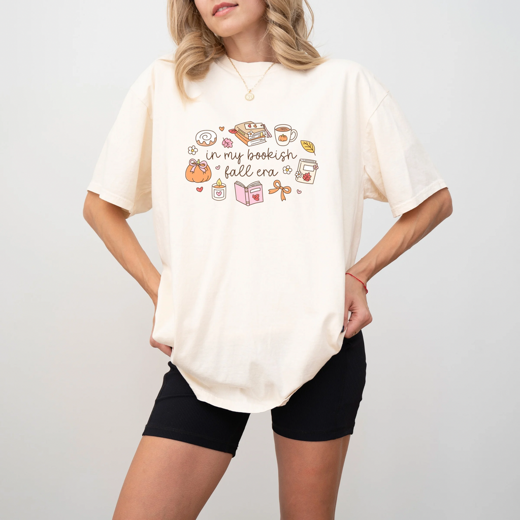 Bookish Fall Era - Graphic Tee