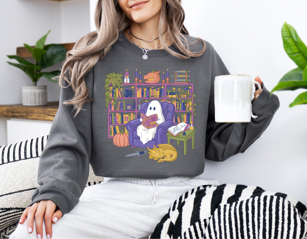 Fantasy Readers Never Die - Graphic Crewneck