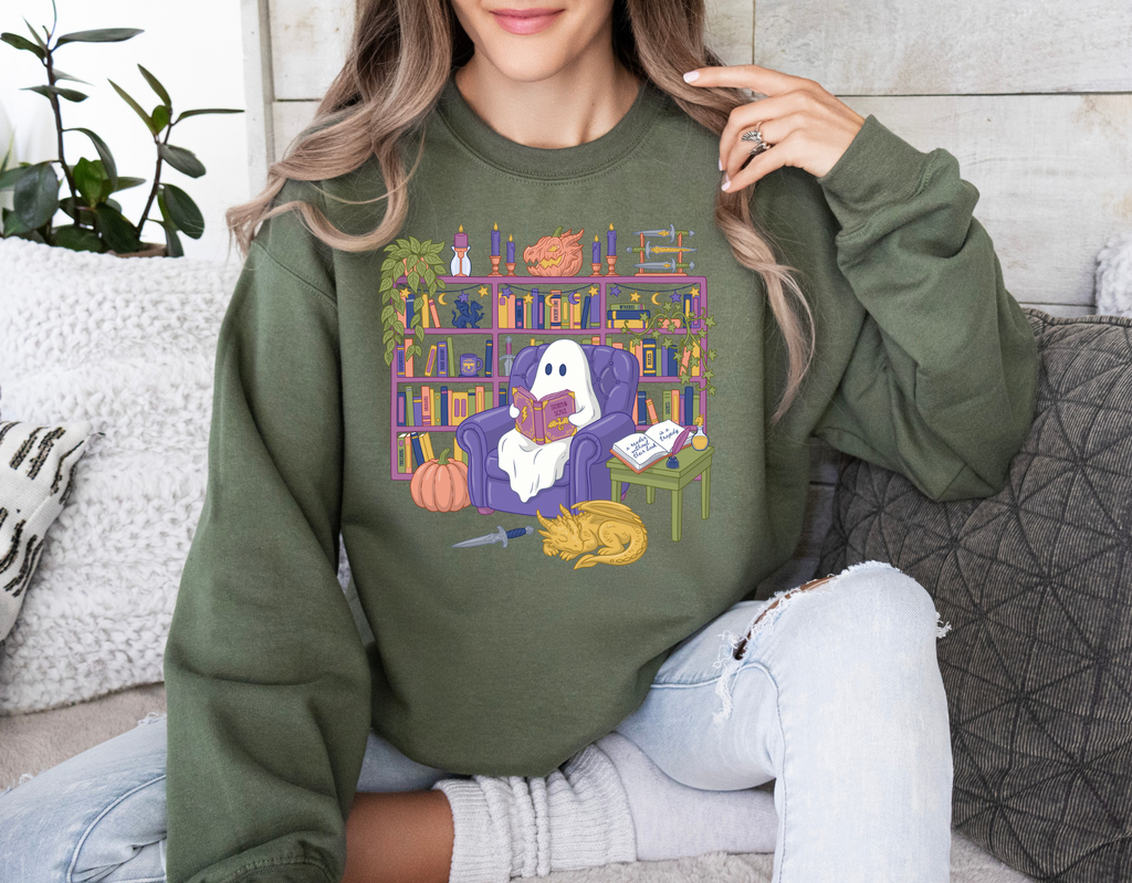 Fantasy Readers Never Die - Graphic Crewneck