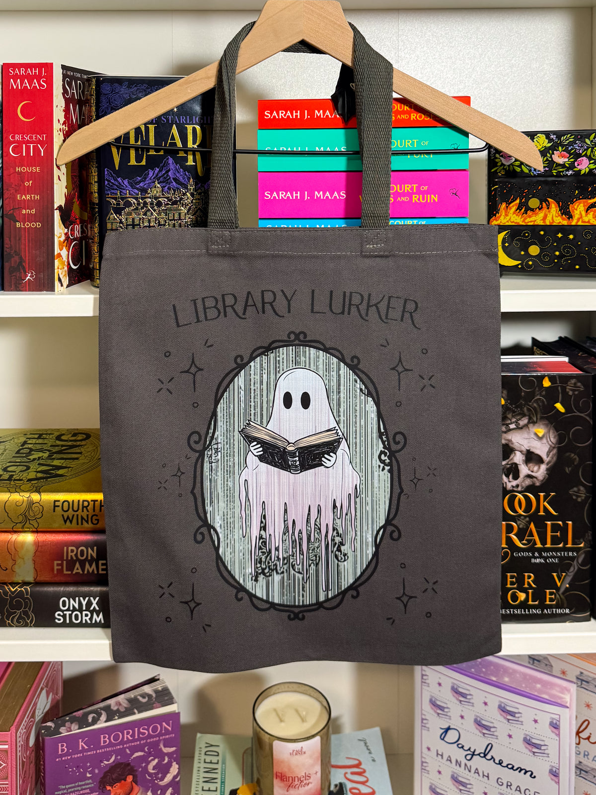 Library Lurker - Tote Bag